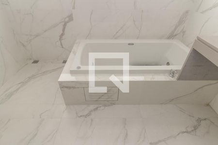 Apartamento à venda com 344m², 4 quartos e 5 vagasBanheiro 1 - Suíte Master