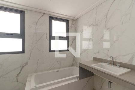 Apartamento à venda com 344m², 4 quartos e 5 vagasBanheiro 1 - Suíte Master