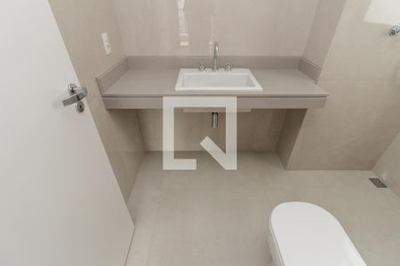 Apartamento à venda com 344m², 4 quartos e 5 vagasBanheiro 4 - Suíte