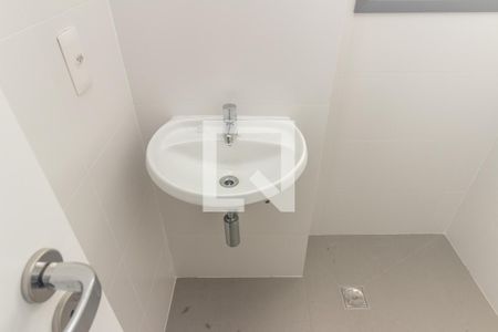 Apartamento à venda com 344m², 4 quartos e 5 vagasBanheiro de Serviço