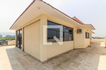 Apartamento à venda com 376m², 3 quartos e 3 vagasVaranda e Terraço