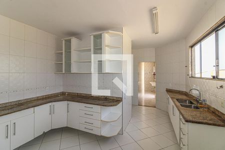 Apartamento à venda com 376m², 3 quartos e 3 vagasCozinha