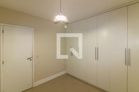 Apartamento à venda com 376m², 3 quartos e 3 vagasQuarto 2