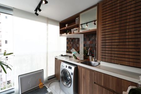 Área de serviço  de apartamento para alugar com 2 quartos, 51m² em Vila Esperança, São Paulo