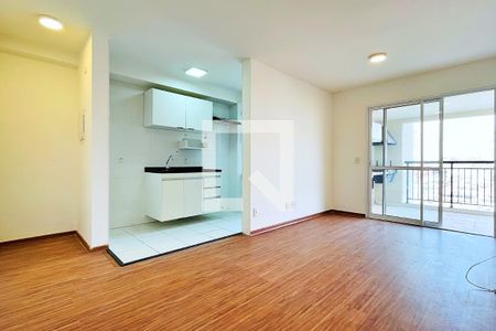 Apartamento para alugar com 66m², 2 quartos e 1 vagaSala