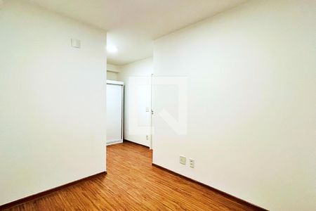 Apartamento para alugar com 66m², 2 quartos e 1 vagaSuíte