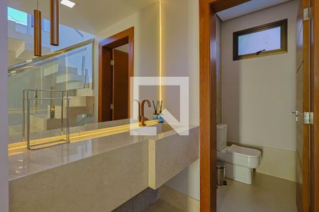 Casa de condomínio à venda com 430m², 4 quartos e 4 vagasLavabo