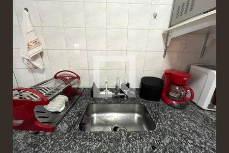 Apartamento à venda com 100m², 3 quartos e 2 vagas Apartamento à venda com 100m², 3 quartos e 2 vagasCozinha