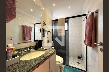 Banheiro da Suíte de apartamento à venda com 3 quartos, 100m² em Vila Alexandria, São Paulo