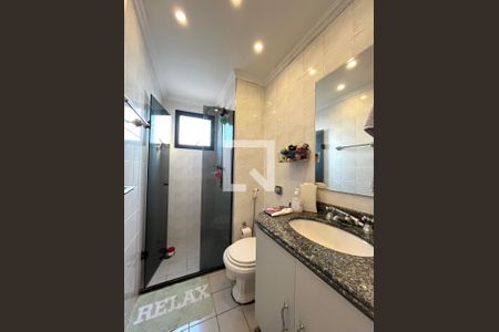 Apartamento à venda com 100m², 3 quartos e 2 vagas Apartamento à venda com 100m², 3 quartos e 2 vagasBanheiro