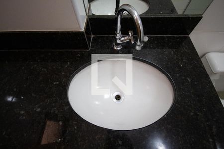 Banheiro de apartamento para alugar com 1 quarto, 34m² em Nova Aliança, Ribeirão Preto