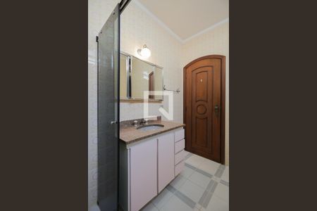 Casa à venda com 300m², 5 quartos e 4 vagasBanheiro da Suíte 1