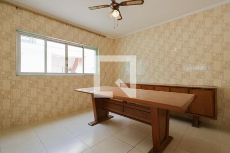 Casa à venda com 300m², 5 quartos e 4 vagasCopa