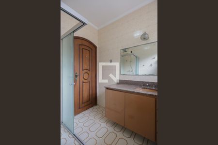 Casa à venda com 300m², 5 quartos e 4 vagasBanheiro da Suíte 2