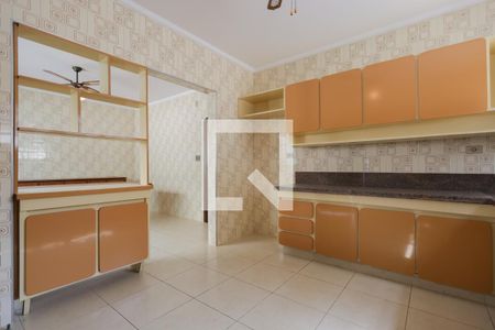 Casa à venda com 300m², 5 quartos e 4 vagasCozinha