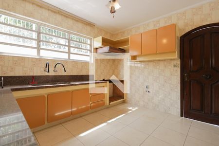 Casa à venda com 300m², 5 quartos e 4 vagasCozinha