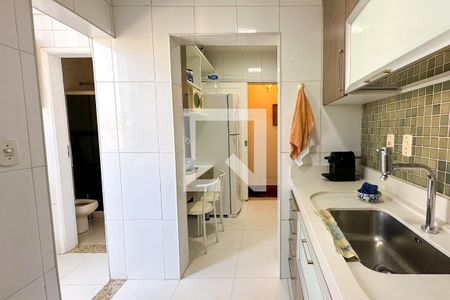 Apartamento à venda com 100m², 3 quartos e sem vagaCozinha