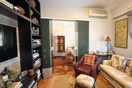 Apartamento à venda com 100m², 3 quartos e sem vagaQuarto 01