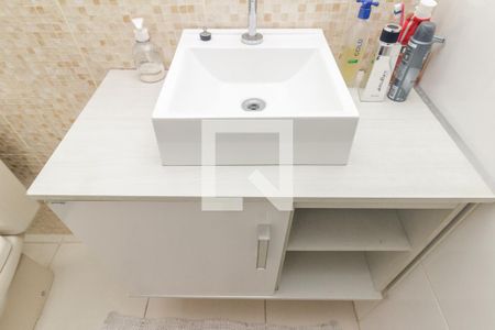 Banheiro de apartamento para alugar com 1 quarto, 77m² em República, São Paulo