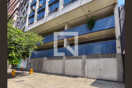Apartamento para alugar com 135m², 4 quartos e 2 vagasFachada e portaria