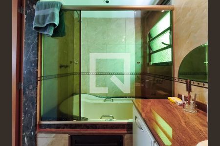 Apartamento para alugar com 135m², 4 quartos e 2 vagasBanheiro da Suíte