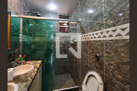 Apartamento para alugar com 135m², 4 quartos e 2 vagasBanheiro Corredor