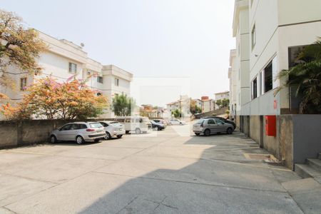 Apartamento à venda com 73m², 3 quartos e 1 vaga Apartamento à venda com 73m², 3 quartos e 1 vagaEstacionamento