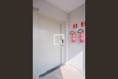 Apartamento para alugar com 40m², 2 quartos e sem vagaÁrea externa 