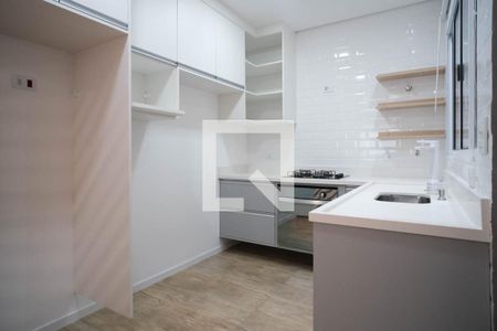 Sala de casa à venda com 2 quartos, 69m² em Vila Guilhermina, São Paulo