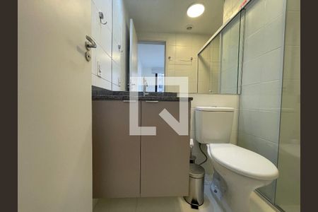 Banheiro da Suíte de apartamento para alugar com 1 quarto, 24m² em Butantã, São Paulo