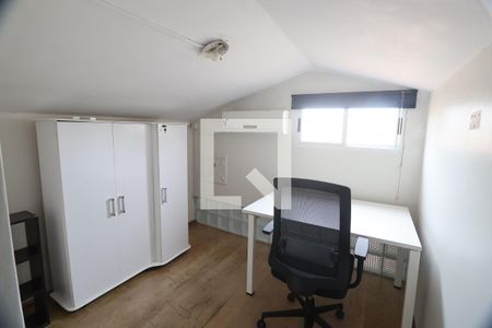 Casa de condomínio à venda com 96m², 3 quartos e 2 vagasEscritório