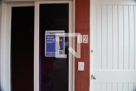 Casa de condomínio à venda com 96m², 3 quartos e 2 vagasPlaca