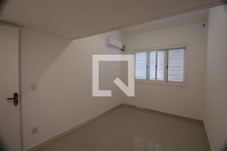 Quarto 2 de casa de condomínio à venda com 3 quartos, 96m² em Rio Branco, Canoas
