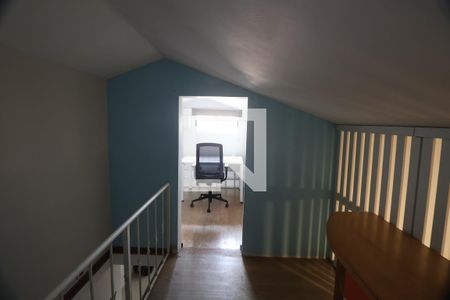 Casa de condomínio à venda com 96m², 3 quartos e 2 vagasEscritório