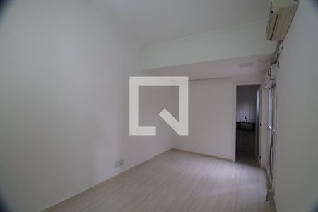 Casa de condomínio à venda com 96m², 3 quartos e 2 vagasSuíte