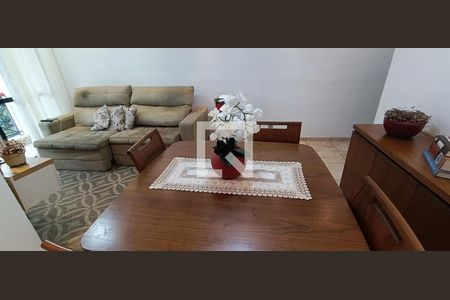 Apartamento à venda com 71m², 3 quartos e 1 vagaSala