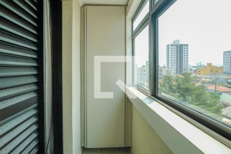 Apartamento à venda com 94m², 2 quartos e 2 vagasVaranda da suíte