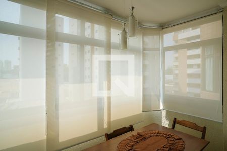 Apartamento à venda com 94m², 2 quartos e 2 vagasVaranda gourmet