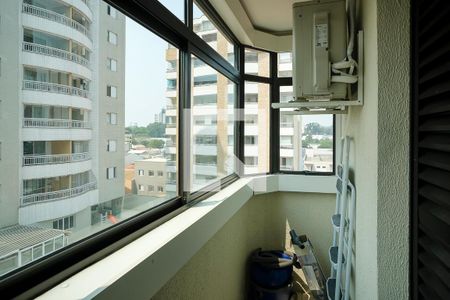 Apartamento à venda com 94m², 2 quartos e 2 vagasVaranda da suíte