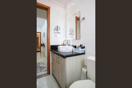 Apartamento à venda com 94m², 2 quartos e 2 vagasBanheiro da suíte