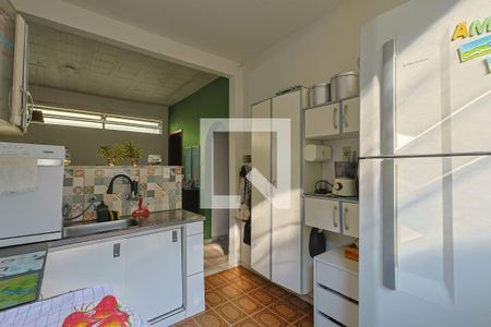 Casa à venda com 400m², 3 quartos e 6 vagasCozinha