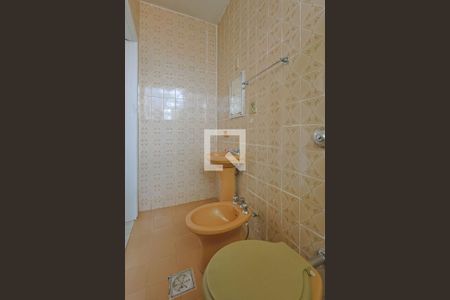 Casa à venda com 400m², 3 quartos e 6 vagasBanheiro da Suíte 1