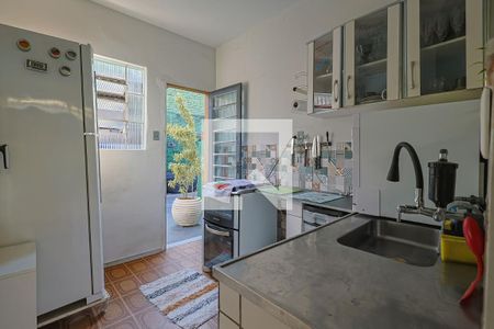 Casa à venda com 400m², 3 quartos e 6 vagasCozinha