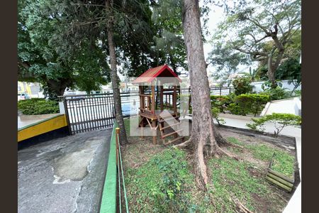 Apartamento para alugar com 73m², 2 quartos e sem vagaÁrea comum - Playground