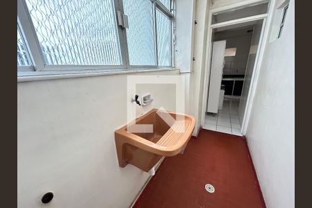 Apartamento para alugar com 73m², 2 quartos e sem vagaÁrea de Serviço