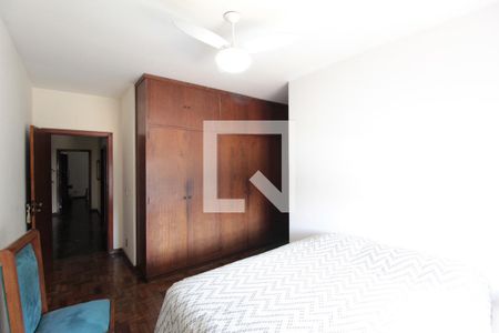 Casa à venda com 1000m², 5 quartos e 10 vagasSuite