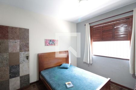 Casa à venda com 1000m², 5 quartos e 10 vagasQuarto 1