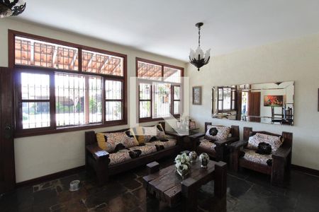 Sala de casa à venda com 5 quartos, 1000m² em Santa Amelia, Belo Horizonte