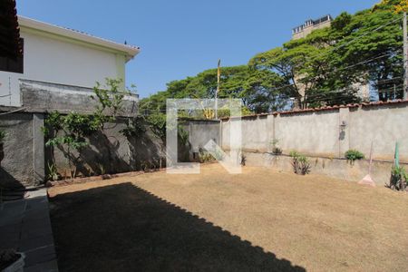 Casa à venda com 1000m², 5 quartos e 10 vagasFachada