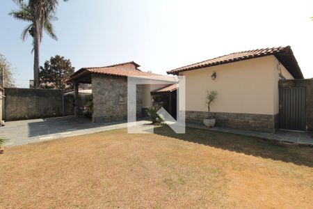 Casa à venda com 1000m², 5 quartos e 10 vagasFachada